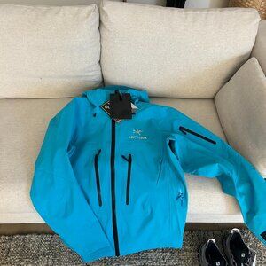 Arc'teryx Alpha SV 7 Hardshell Jacket